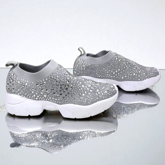 NWT Lauren Lorraine Carry Crystal  Embellished Slip-On Sneaker Size 7 - Picture 1 of 5